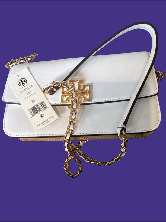 Tory Burch Handbags - Tory Burch White Leather Shoulder Bag with Gold Chain Logo